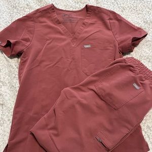 Figs Mauve Joggers and Top - Scrub set